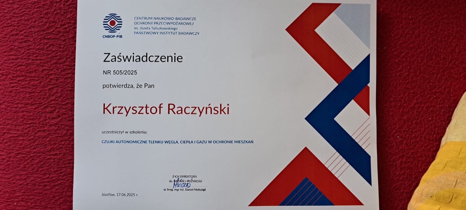 Zaświadczenie CNBOP-PIB — strona 1